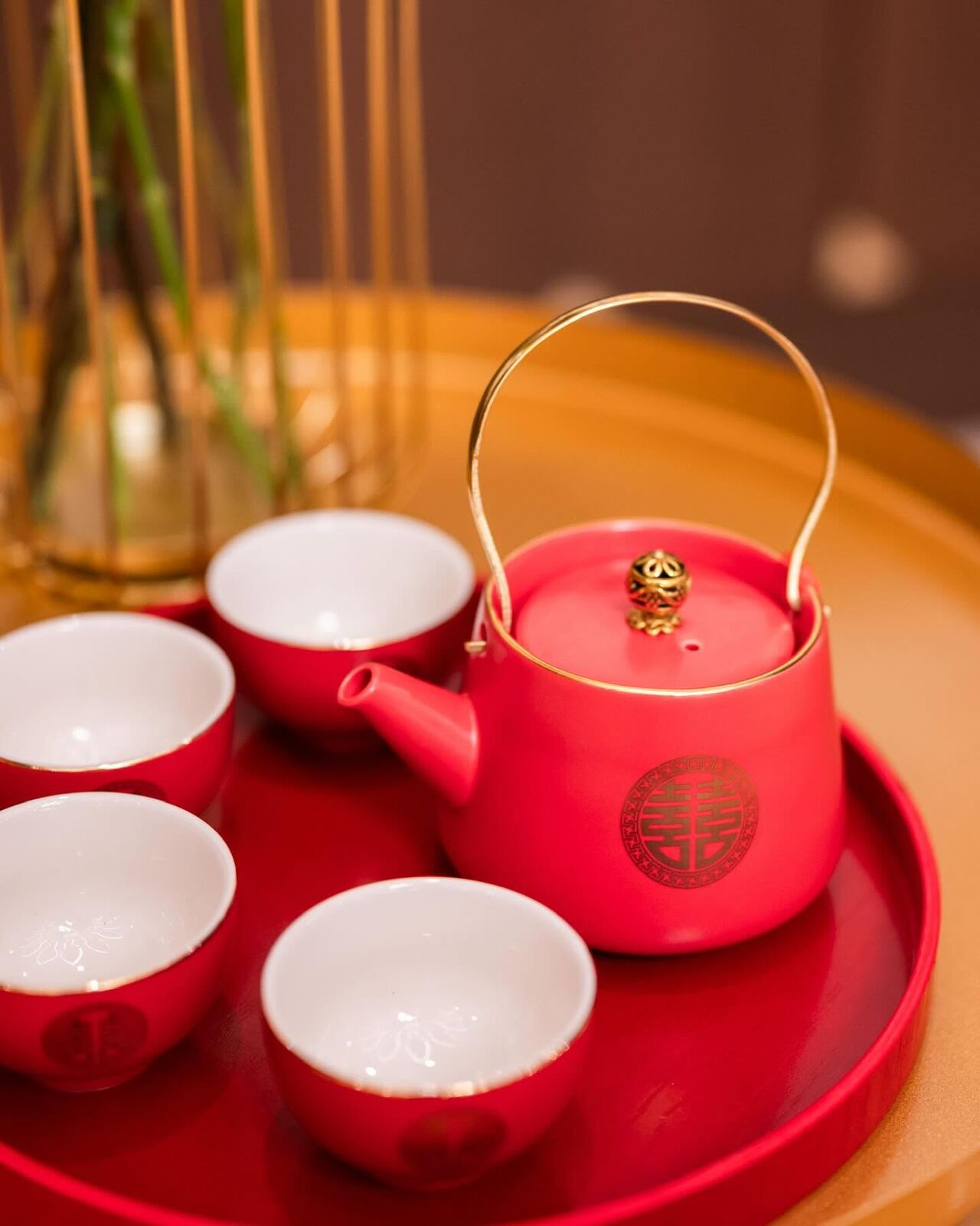 红色中式茶具