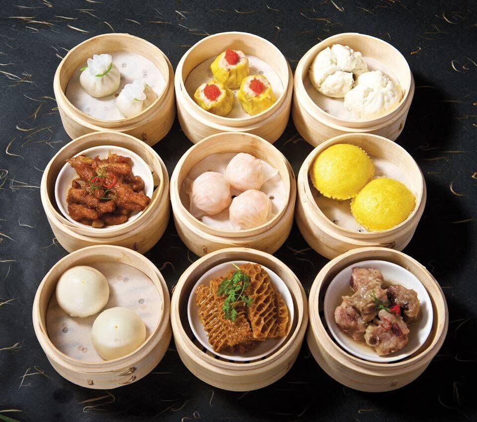 君豪港式早茶虾饺烧卖叉烧包九宫格点心